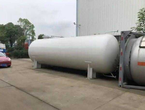 10000 Gallon Propane Tank - Image 3