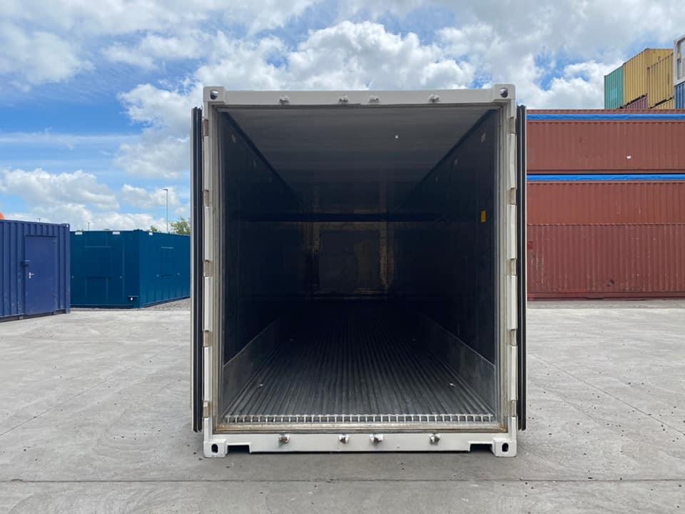 40ft High Cube Refurbished Reefer Container with Carrier Cooling Unit - Image 4