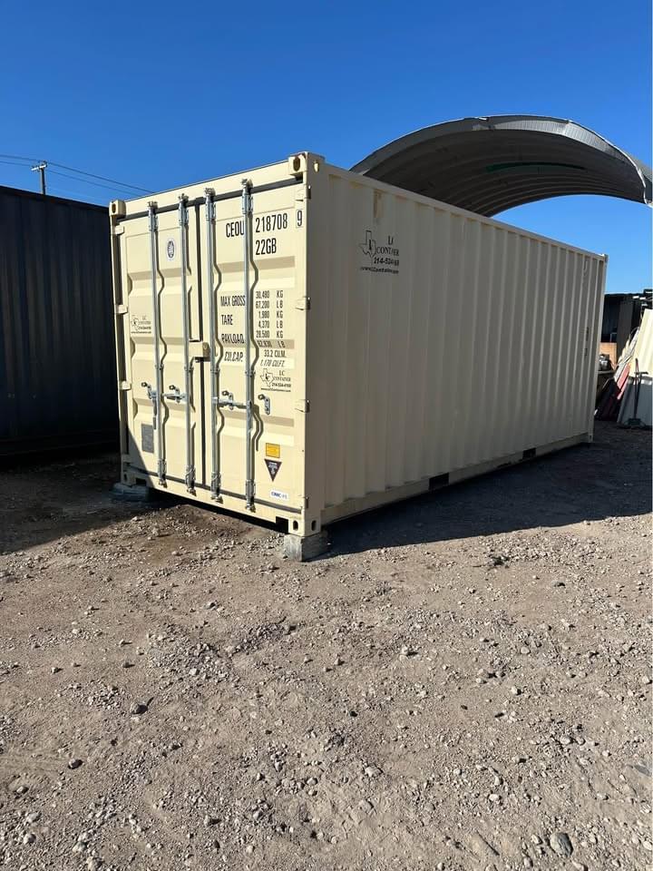 Custom 20ft Shipping Container – Insulated w/ Electric & Door – Ready to Go! - Image 3