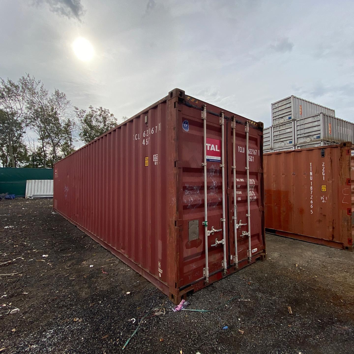 Used 40ft Shipping Container – Clean Condition - Image 4