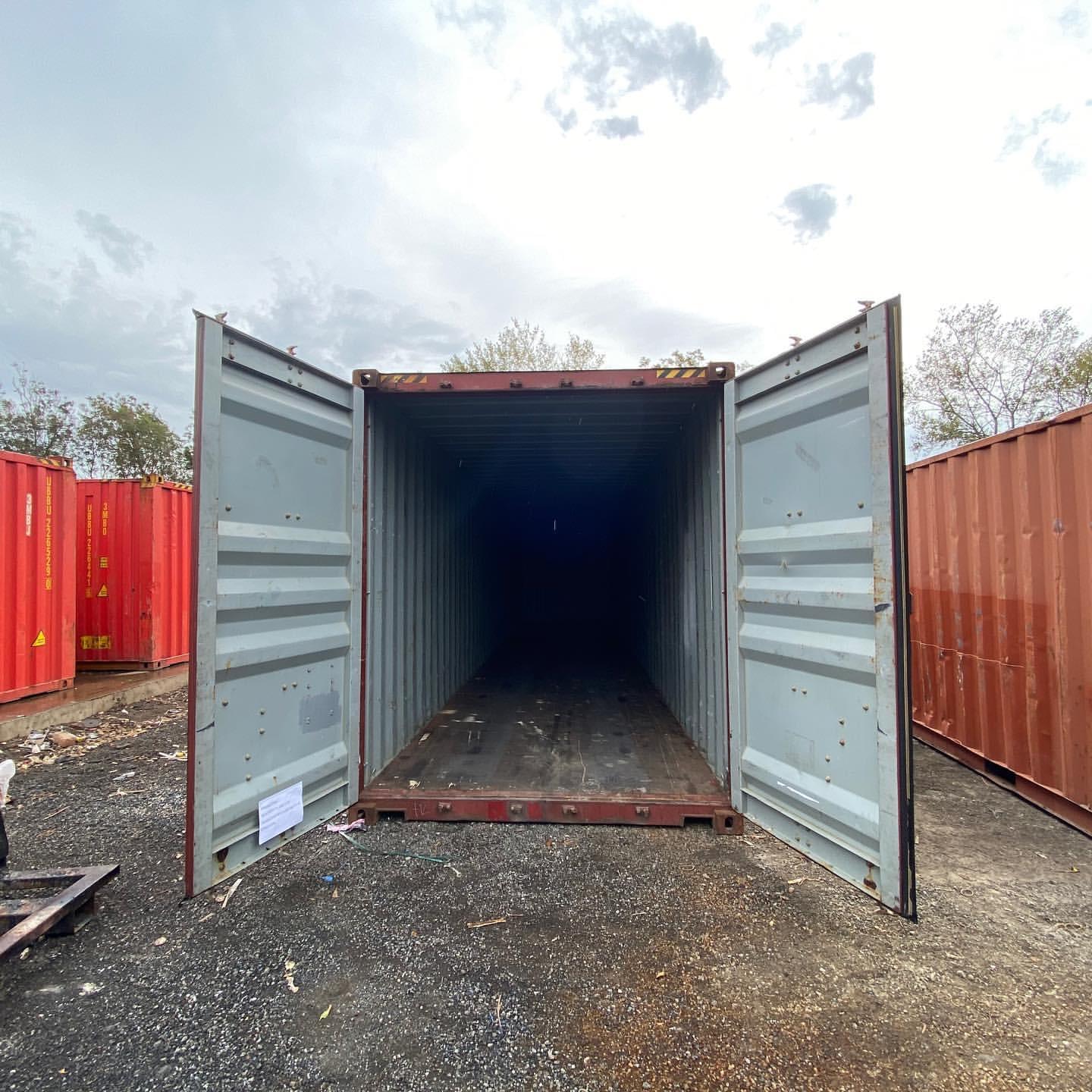 Used 40ft Shipping Container – Clean Condition