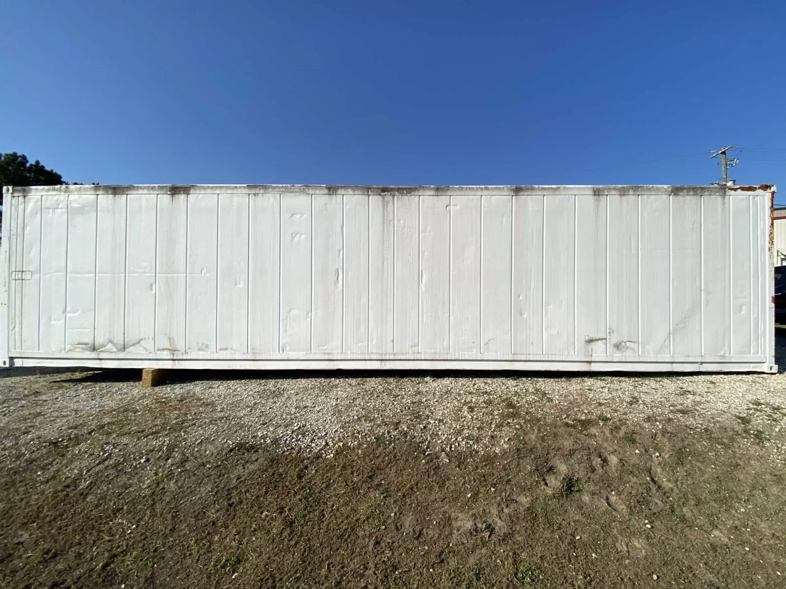 40ft High Cube Insulated Container with 5 Ton Bard HVAC – As-Is - Image 4