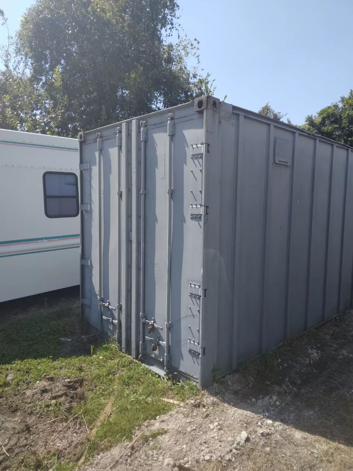 40ft High Cube Modified Shipping Container with Man Door and Roll Up Door